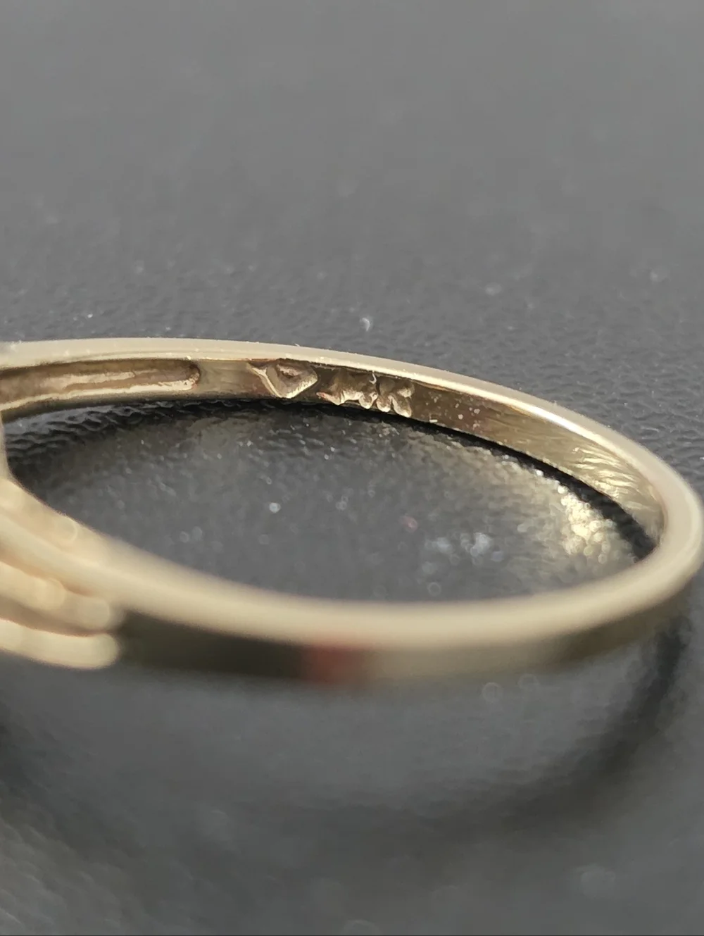 Watch Video / 14K Gold Ring with Pink Ruby Center Stone And Diamonds